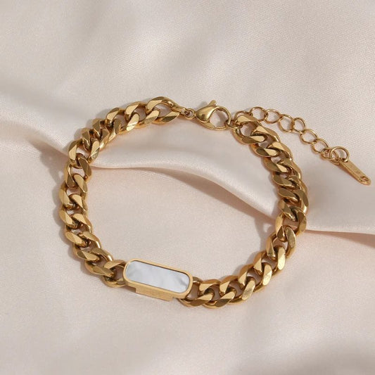 Cuban White Cube Armband